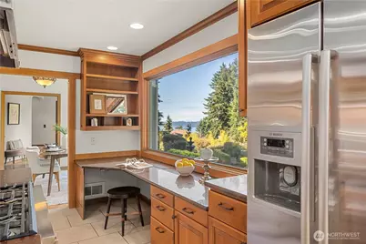 6208 Browns Point Boulevard NE, Tacoma, WA 98422 - Photo 9