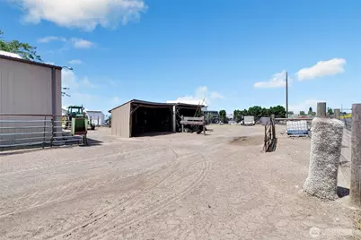 1914 SE Rd N, Moses Lake, WA 98837 - Photo 39