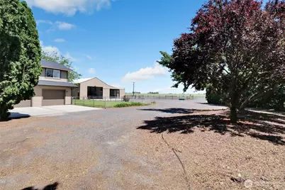 1914 SE Rd N, Moses Lake, WA 98837 - Photo 5
