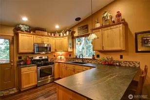 740 Sumerset Way, Sedro Woolley, WA 98284 - Photo 15