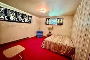 2538 NE 107th St, Seattle, WA 98125 - Photo 9