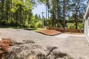 401 E Trails End Dr, Belfair, WA 98528 - Photo 35