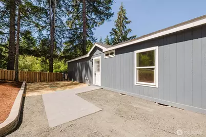 401 E Trails End Drive, Belfair, WA 98528 - Photo 3