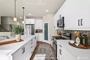 18302 37th Ave Ct E, Tacoma, WA 98446 - Photo 11