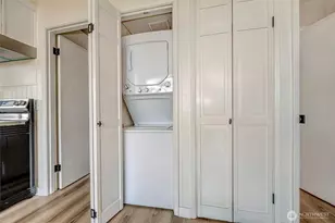5700 212th St SW, Mountlake Terrace, WA 98043 - Photo 9