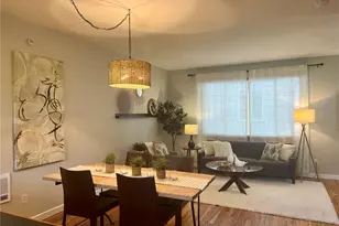 9236 Interlake Ave N, Seattle, WA 98103 - Photo 5
