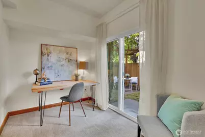 9236 Interlake Avenue N #B, Seattle, WA 98103 - Photo 15