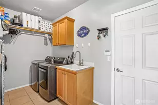 10805 189th Ave E, Bonney Lake, WA 98391 - Photo 17