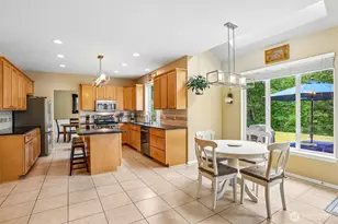 10805 189th Ave E, Bonney Lake, WA 98391 - Photo 7