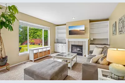 10805 189th Avenue E, Bonney Lake, WA 98391 - Photo 3