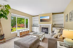 10805 189th Ave E, Bonney Lake, WA 98391 - Photo 3
