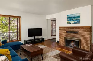 1821 N 47th St, Seattle, WA 98103 - Photo 11