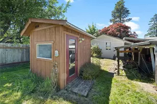 1875 Loraine St, Enumclaw, WA 98022 - Photo 23