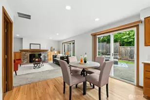 1808 Field Pl NE, Renton, WA 98059 - Photo 11