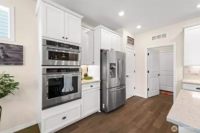 20906 149th Street Ct E, Bonney Lake, WA 98391 - Photo 11