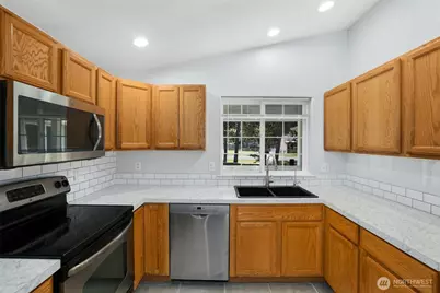 16740 Port Orford Boulevard SE, Yelm, WA 98597 - Photo 11