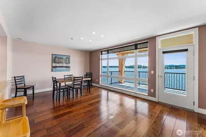 2015 SE Columbia River Drive #220, Vancouver, WA 98661 - Photo 3