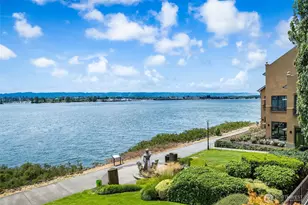 2015 SE Columbia River Dr, Vancouver, WA 98661 - Photo 9