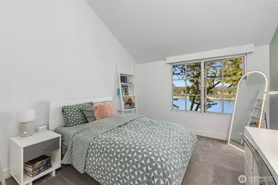 7733 Hansen Road NE, Bainbridge Island, WA 98110 - Photo 27