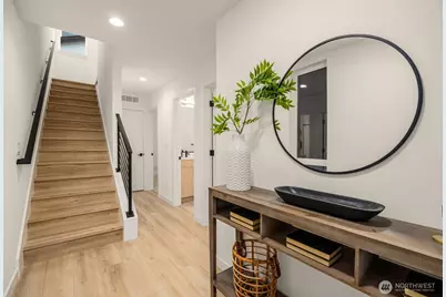 823 B 17th Avenue, Seattle, WA 98144 - Photo 5