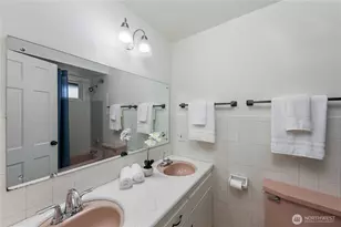 16521 NE 1st Pl, Bellevue, WA 98008 - Photo 25