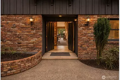 16521 NE 1st Place, Bellevue, WA 98008 - Photo 3