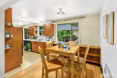902 N 149th Street, Shoreline, WA 98133 - Photo 5