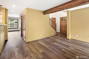 7825 NE 140th Pl, Kirkland, WA 98034 - Photo 5