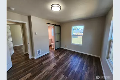 807 Georgiana St, Port Angeles, WA 98362 - Photo 27