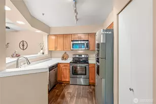 15300 112th Ave NE, Bothell, WA 98011 - Photo 9