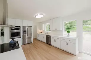 3828 Harbel Dr NE, Bremerton, WA 98310 - Photo 9