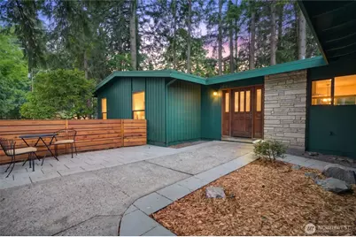 1521 150th Avenue SE, Bellevue, WA 98007 - Photo 3