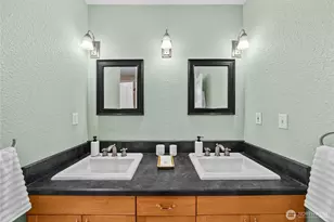 18443 Ballinger Way NE, Lake Forest Park, WA 98155 - Photo 17