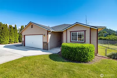 1803 S 30th Street, Mount Vernon, WA 98274 - Photo 1