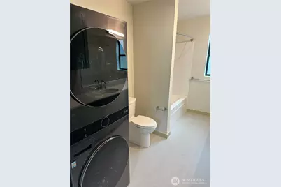 228 21st Avenue E, Seattle, WA 98112 - Photo 7