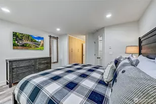 1336 Bellevue Way NE, Bellevue, WA 98004 - Photo 17