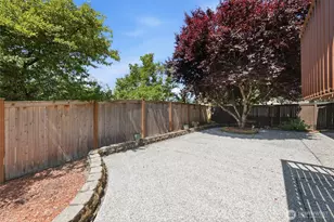 21030 25th Dr SE, Bothell, WA 98021 - Photo 23