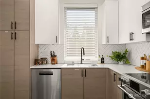 1407 N 103rd St, Seattle, WA 98133 - Photo 7