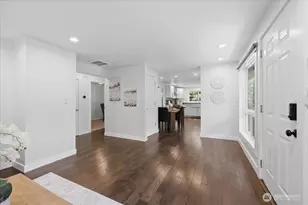 2804 E Howell St, Seattle, WA 98122 - Photo 7