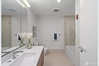 121 Stewart Street #2202, Seattle, WA 98101 - Photo 11
