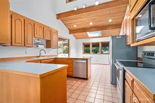 27019 SE 384th St, Enumclaw, WA 98022 - Photo 11