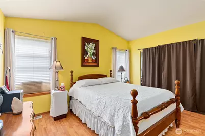 409 Kensington Avenue NW, Orting, WA 98360 - Photo 27