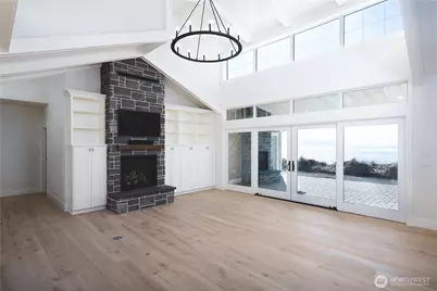 2215 Skyline Way, Anacortes, WA 88221 - Photo 9