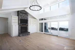 2215 Skyline Way, Anacortes, WA 88221 - Photo 9
