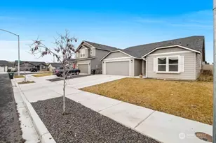 1120 W Aspen Rd, Moses Lake, WA 98837 - Photo 3