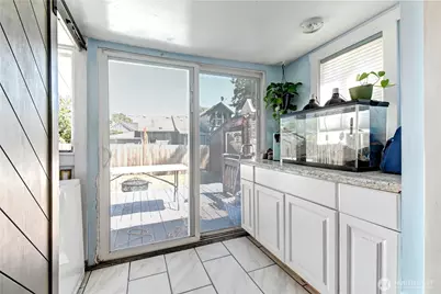 2327 Harrison Avenue, Everett, WA 98201 - Photo 7