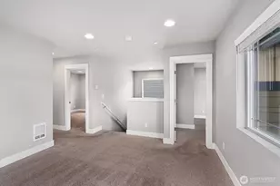 18774 Edmunds Ct E, Bonney Lake, WA 98391 - Photo 19