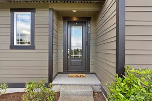 18774 Edmunds Ct E, Bonney Lake, WA 98391 - Photo 5