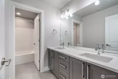 12570 51st Place S, Tukwila, WA 98178 - Photo 29