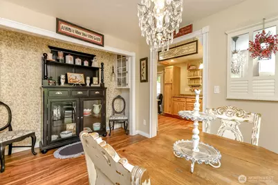 12111 213th Avenue Ct E, Bonney Lake, WA 98391 - Photo 13